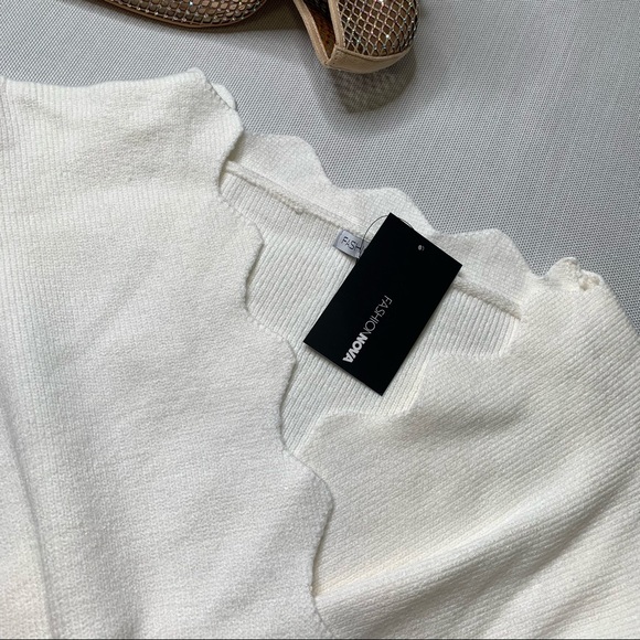 Fashion Nova’ Off Shoulder Sweater - Picture 4 of 11